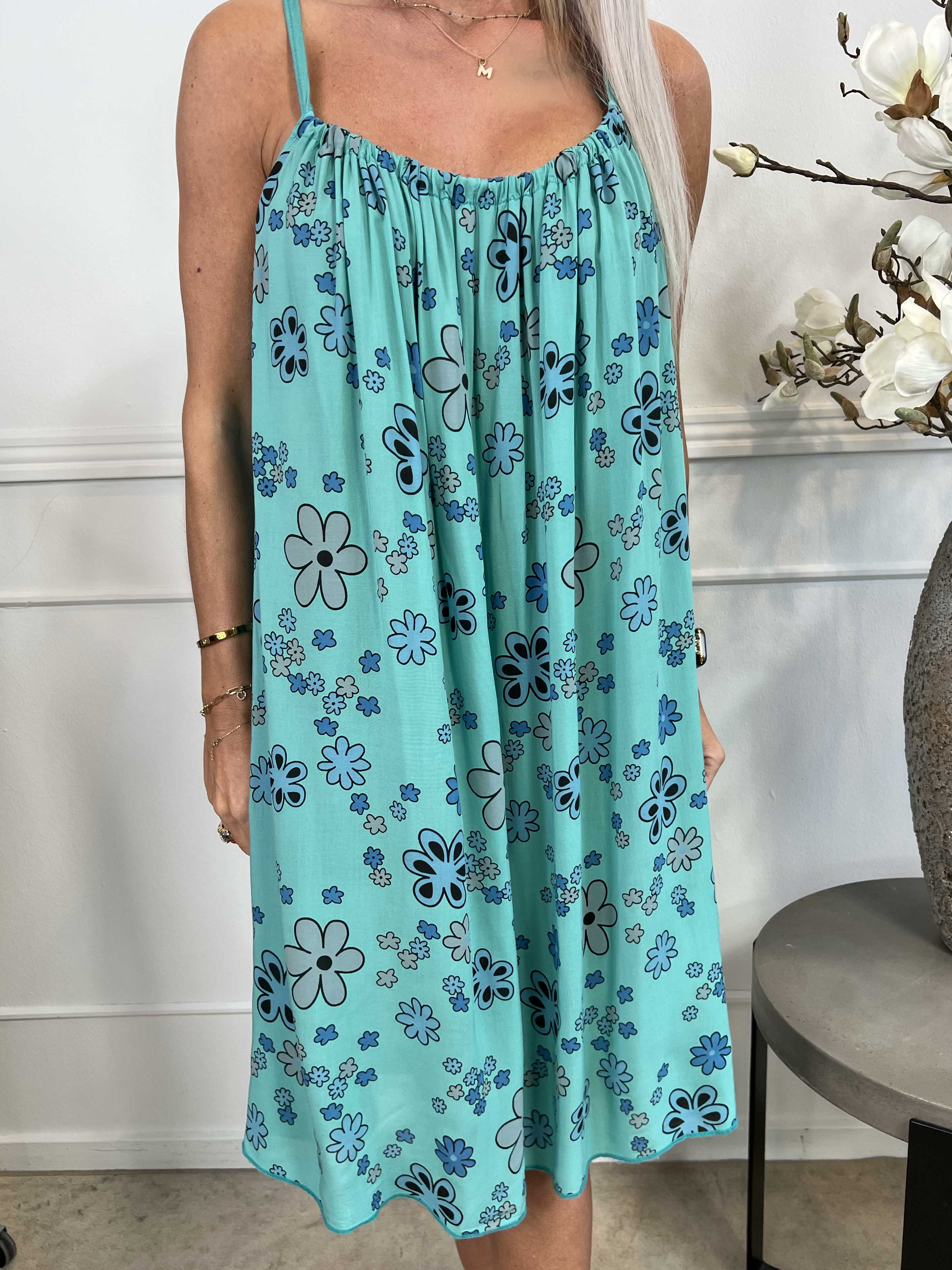 Sunshines Flower - Let kjole i viskose med blomsterprint